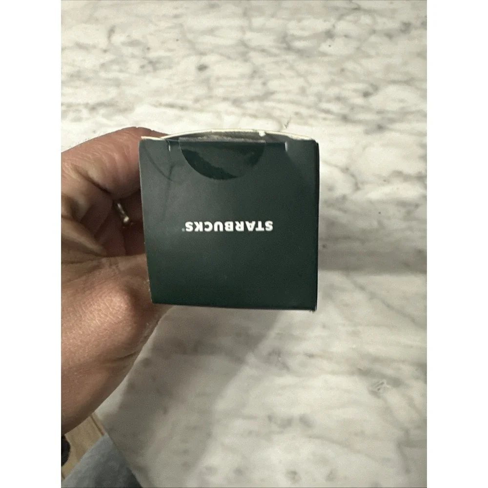 Starbucks 2022 waxberry
